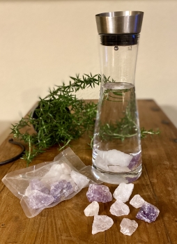 Wasser Energetisierungssteine * Rosenquarz, Amethyst und Bergkristalle